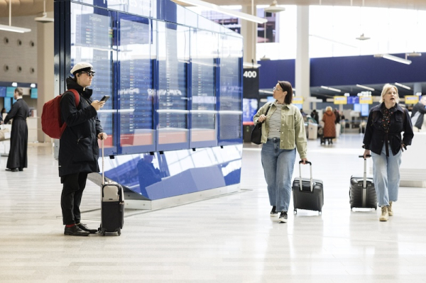 Finnair cancels over 100 flights as aviation workers strike
Finnair cancels over 100 flights as aviation workers strike